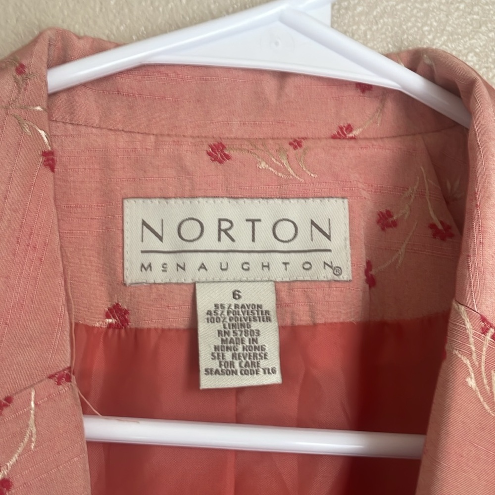 Norton Mcnaughton Floral Button Down Blazer Size 6 - Picture 3 of 9